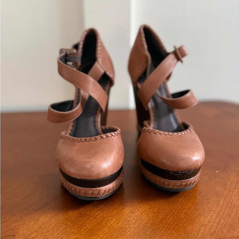 Jack Rogers Tan Women's Heels